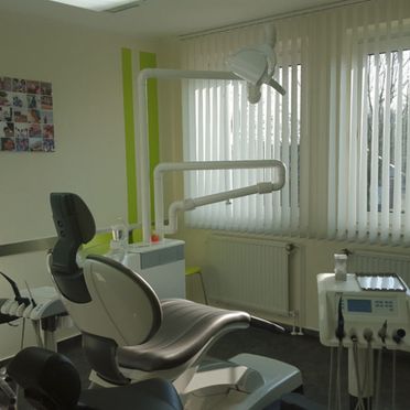Zahnarztpraxis Henk van der Velde - Behandlungszimmer